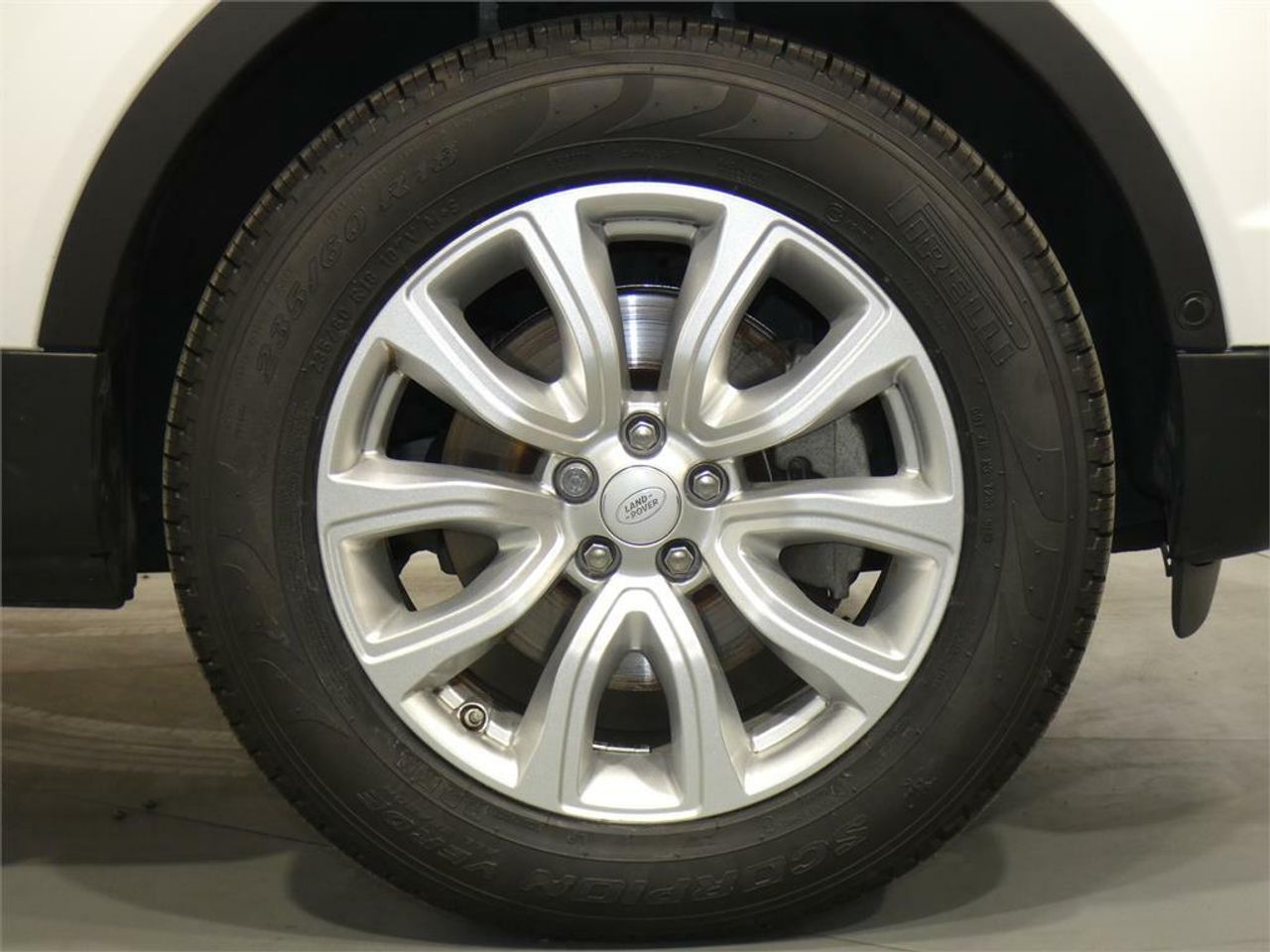 Land-Rover Range Rover Evoque 2.0L TD4 110kW 110kW 4x4 SE Au - foto 24