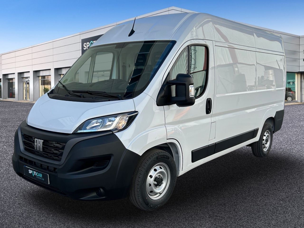 Furgon para mudanzas  de segunda mano - fiat ducato 2024 /
