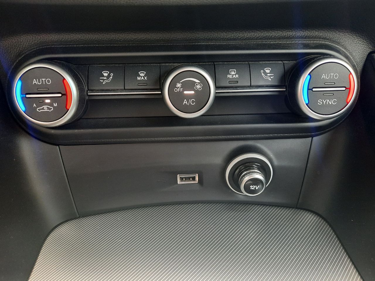 Alfa Romeo Stelvio 2.2 Diésel 140kW (190CV)  Q4 Sprint - foto 19