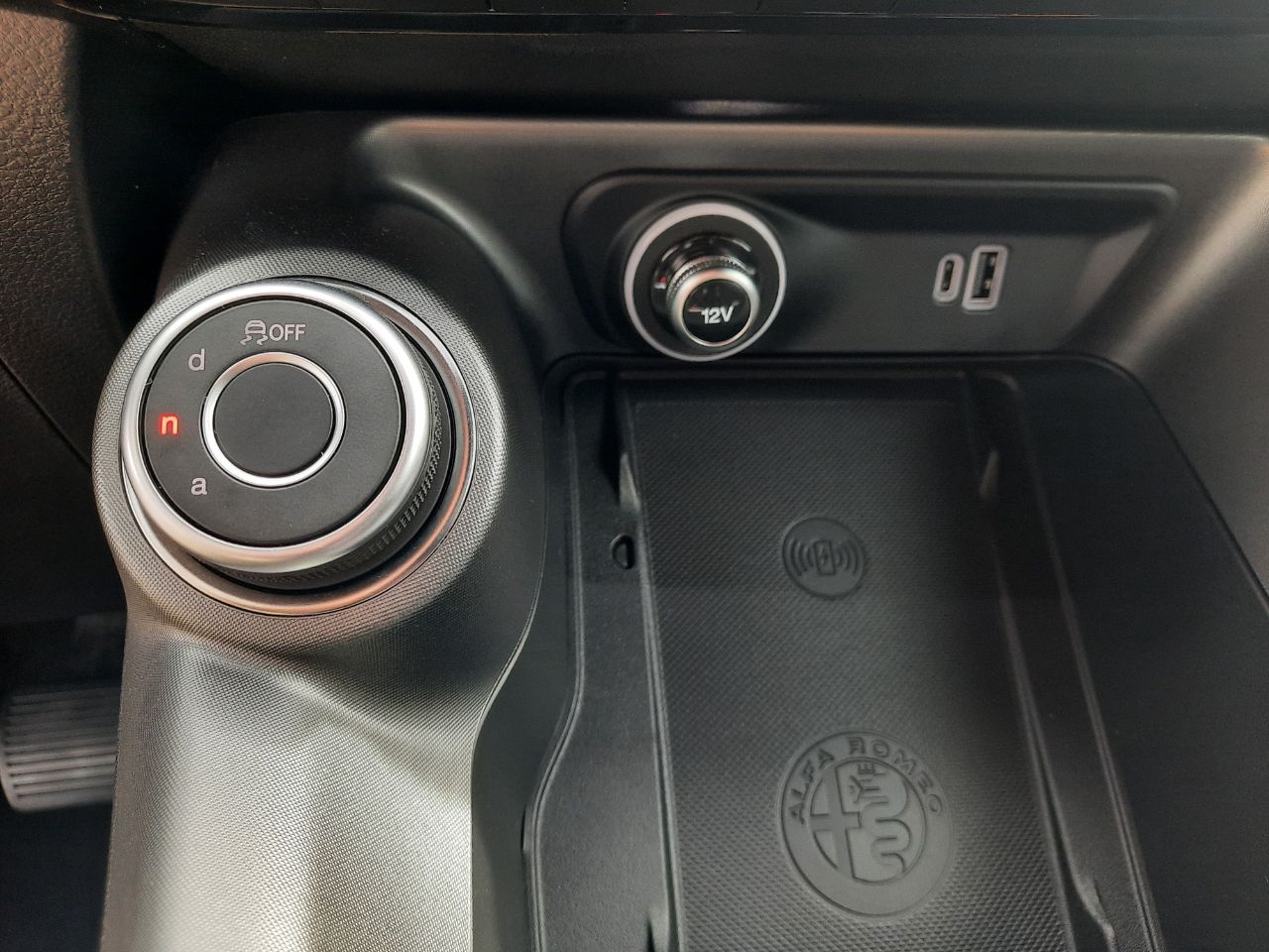 Alfa Romeo Tonale 1,6 DS 130 CV  FWD Sprint - foto 36