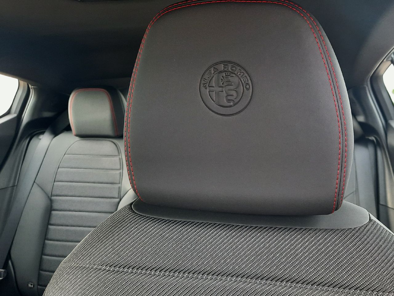 Alfa Romeo Tonale 1,6 DS 130 CV  FWD Sprint - foto 22