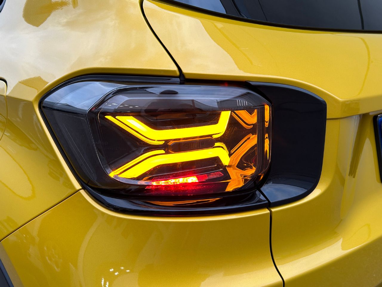 Jeep Avenger BEV 115kW (156CV) Summit - foto 40