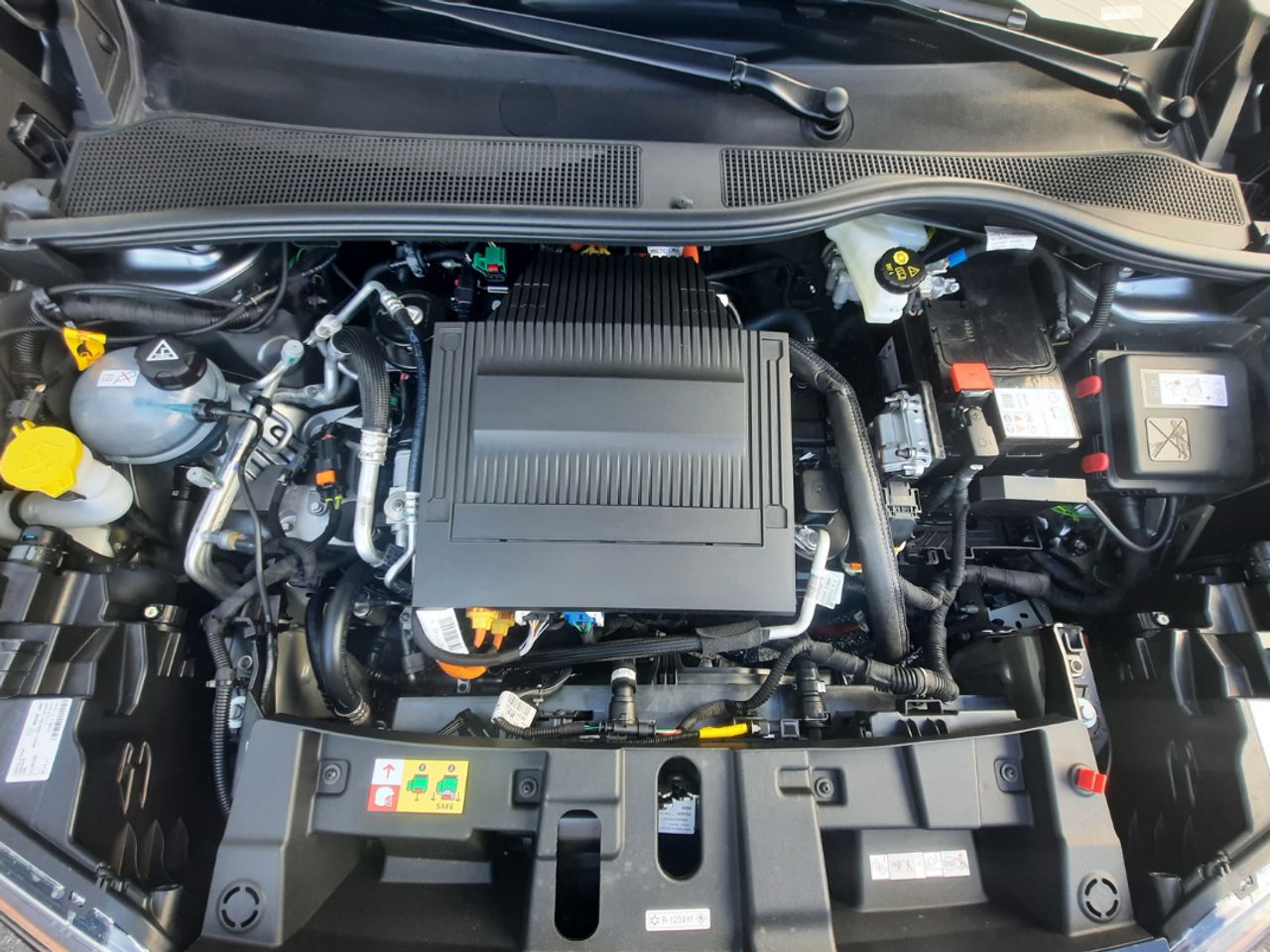 Jeep Avenger BEV 115kW (156CV) Summit - foto 51