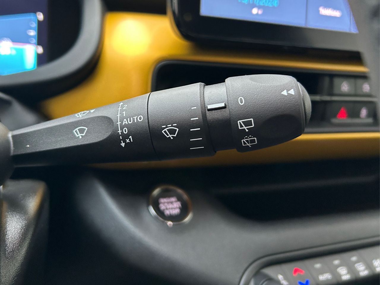 Jeep Avenger BEV 115kW (156CV) Summit - foto 22