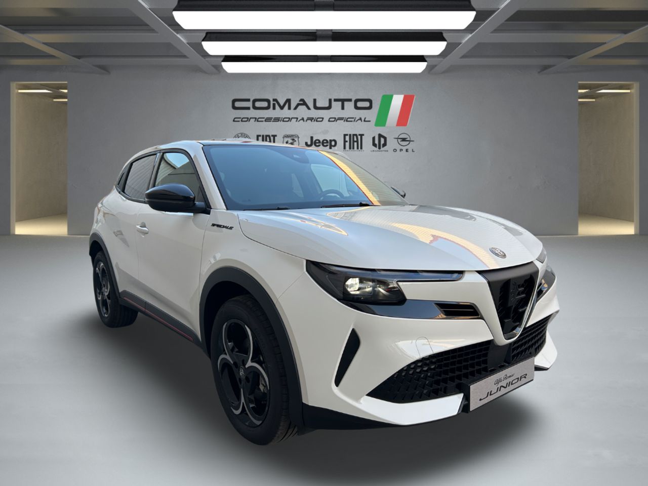 alfa romeo junior 2025 / foto grande (3)