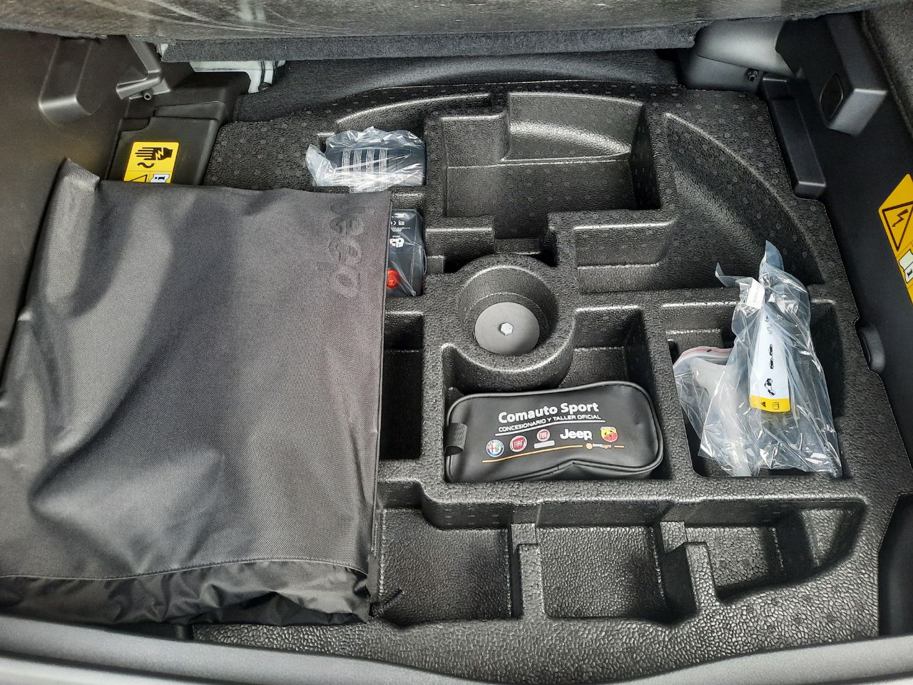 Jeep Compass 4Xe 1.3 PHEV 140kW(190CV)  AT AWD Limited - foto 49