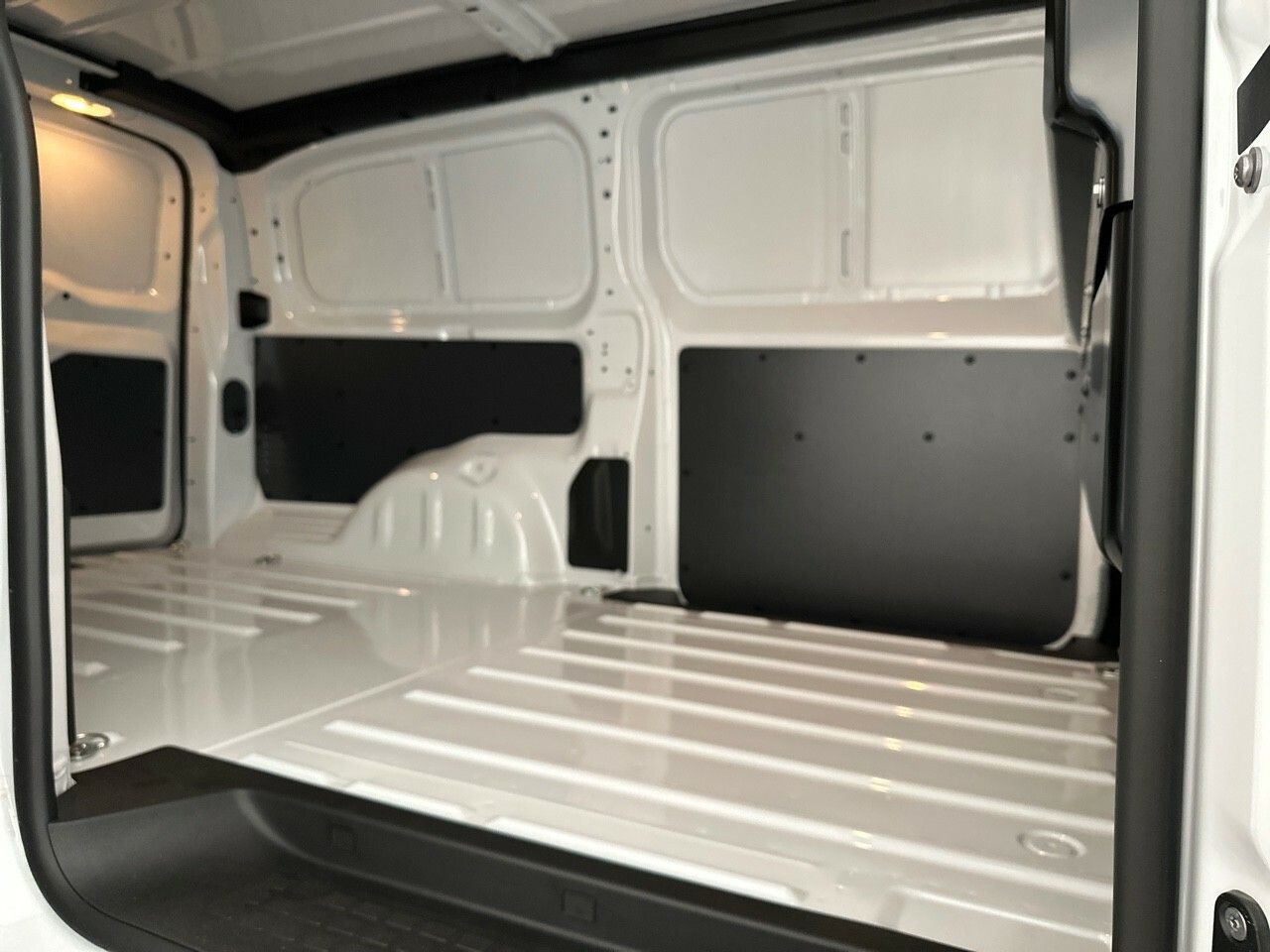 Fiat Scudo BEV 50 KWH L3 136CV 4P - foto 23