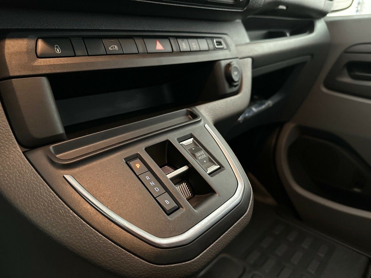 Fiat Scudo BEV 50 KWH L3 136CV 4P - foto 17