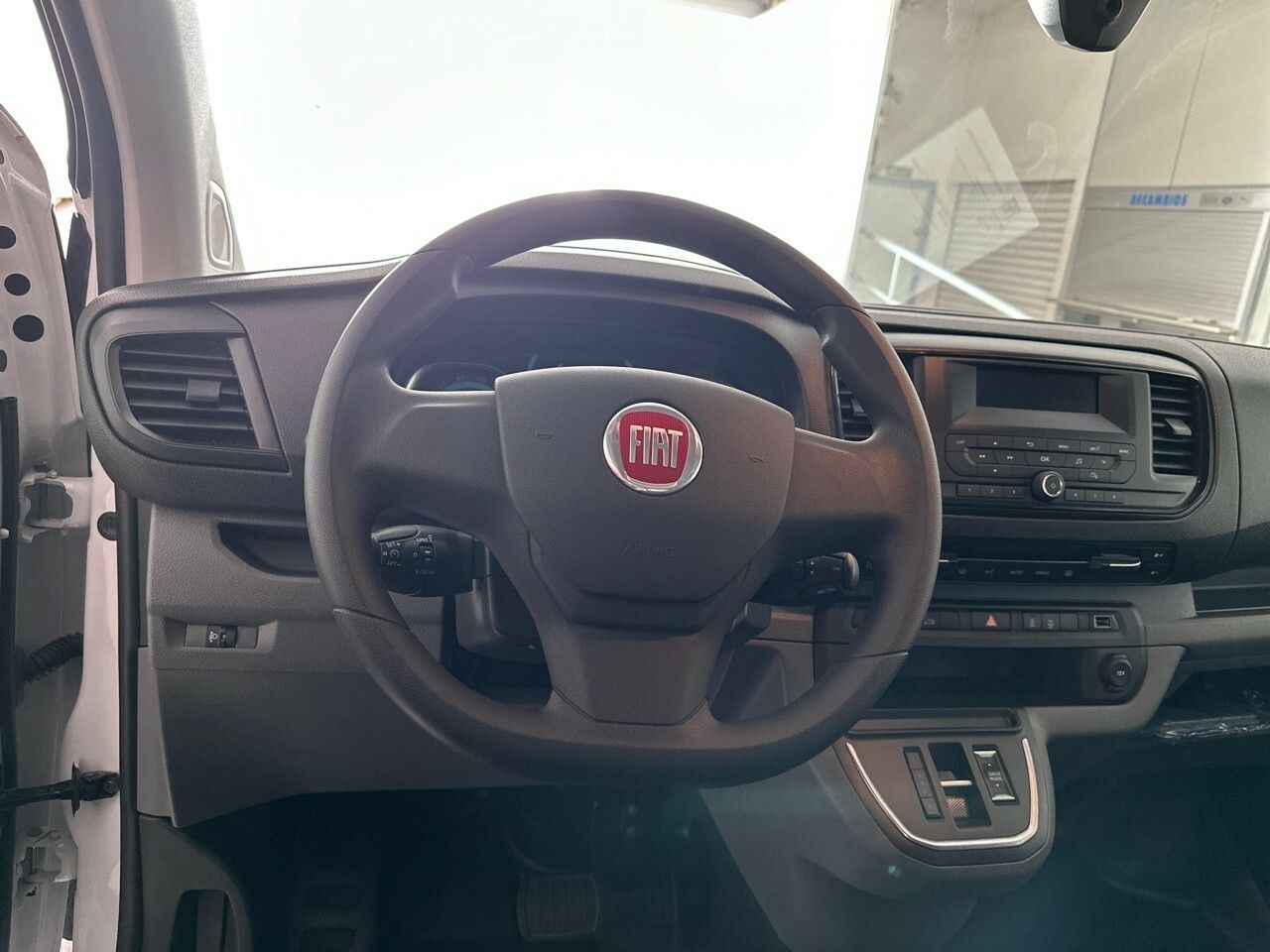 Fiat Scudo BEV 50 KWH L3 136CV 4P - foto 14