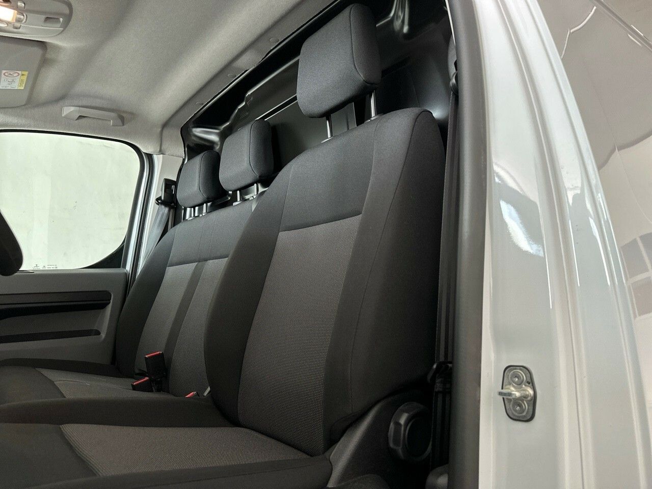 Fiat Scudo BEV 50 KWH L3 136CV 4P - foto 21