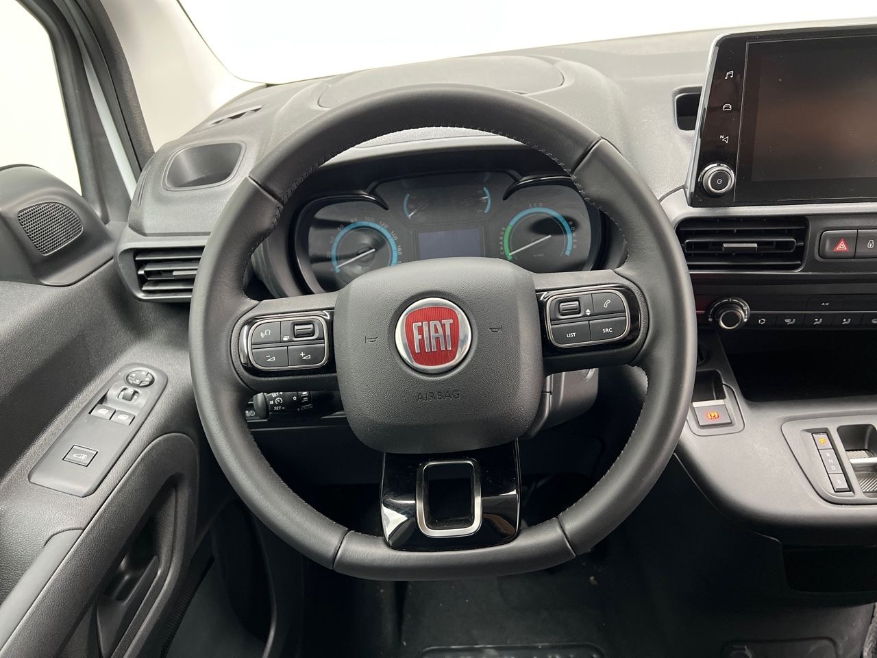 Fiat Doblo E-DOBLO BEV 50KWH LH1 136CV 4P - foto 15