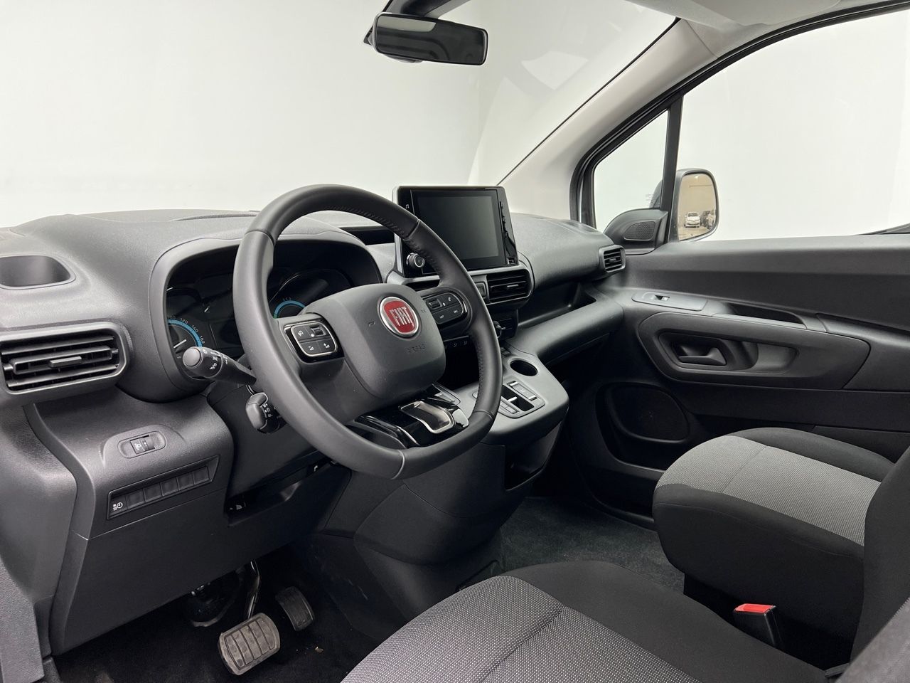 Fiat Doblo E-DOBLO BEV 50KWH LH1 136CV 4P - foto 27