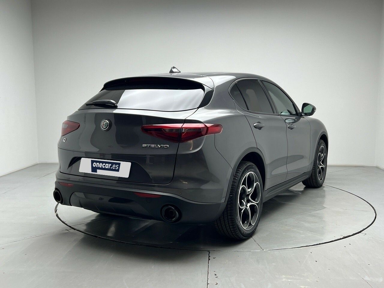 alfa romeo stelvio 2023 / foto grande (2)