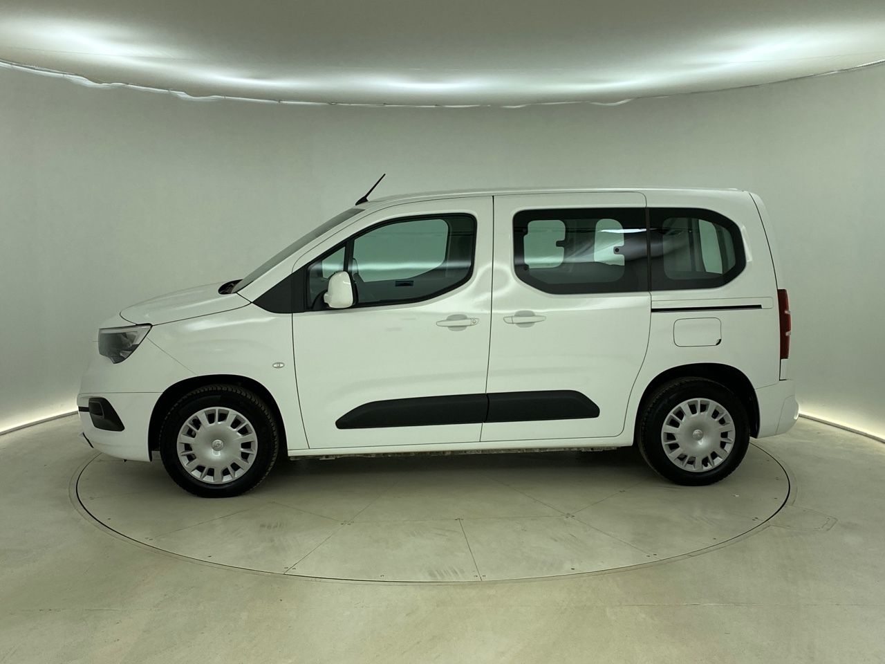 Opel Combo 1.5 TD S&S LIFE SELECTIVE SWB 100CV 5P - foto 4