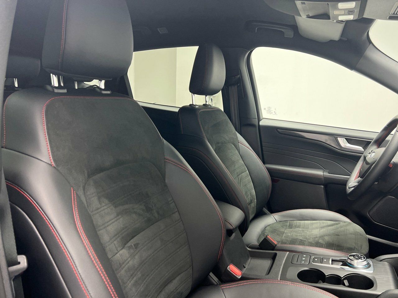 Ford Kuga FHEV 2.5 ST-LINE X AUTO 190CV 5P - foto 22