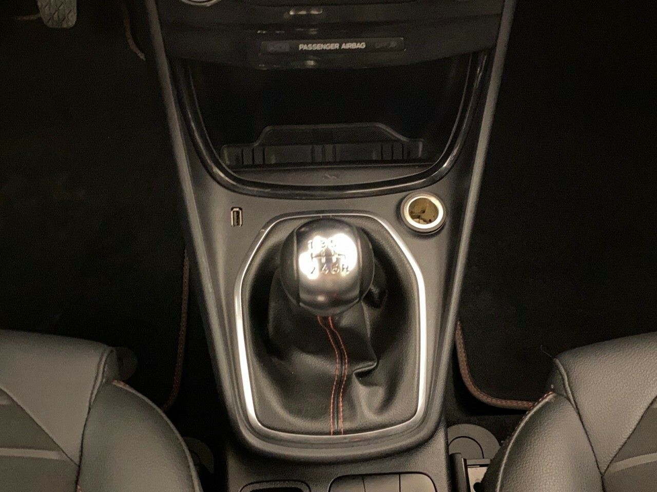 Ford Puma MHEV 1.0 ECOBOOST ST-LINE X 125CV 5P - foto 20