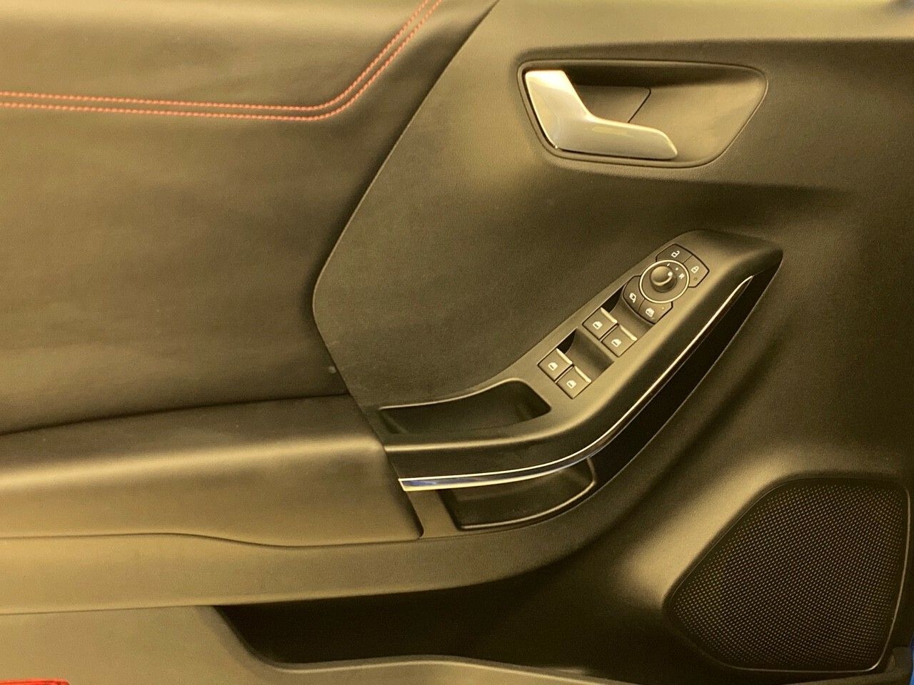 Ford Puma MHEV 1.0 ECOBOOST ST-LINE X 125CV 5P - foto 21