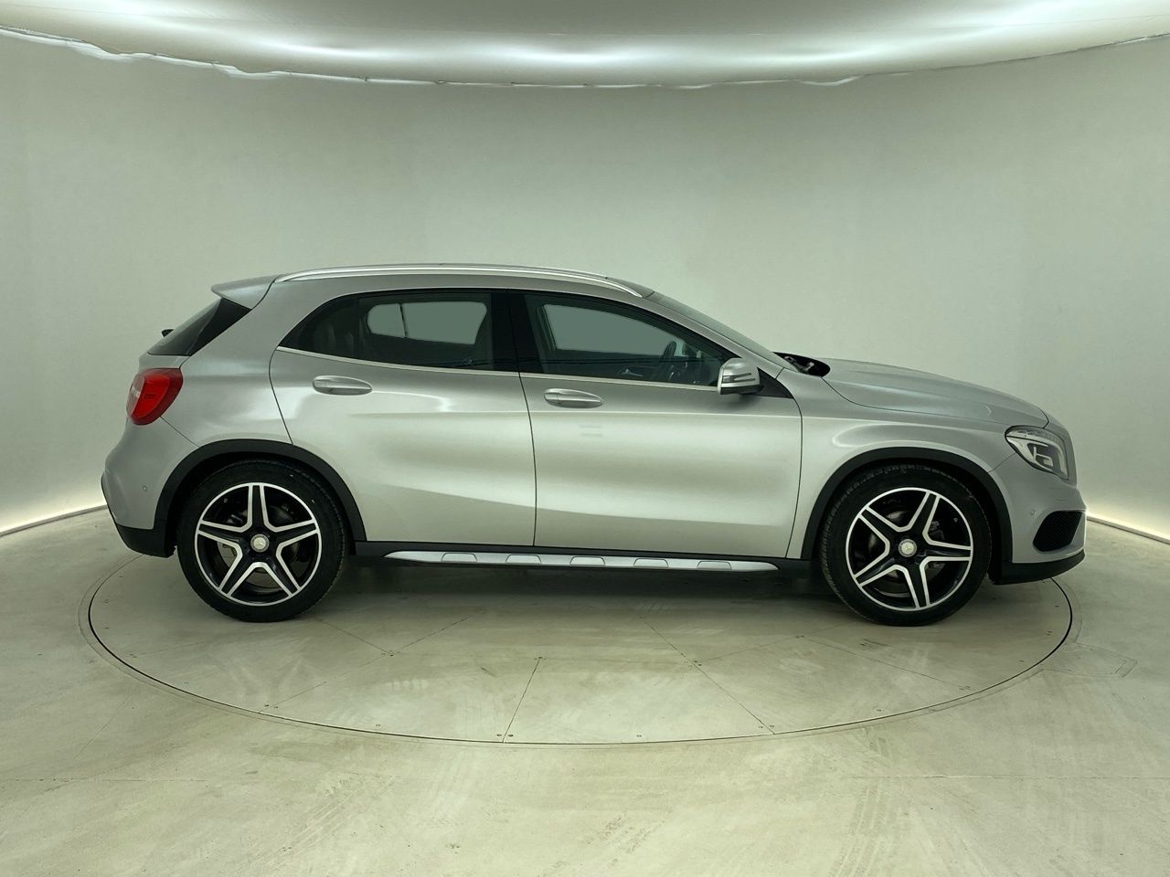 mercedes gla 2017 / foto grande (3)