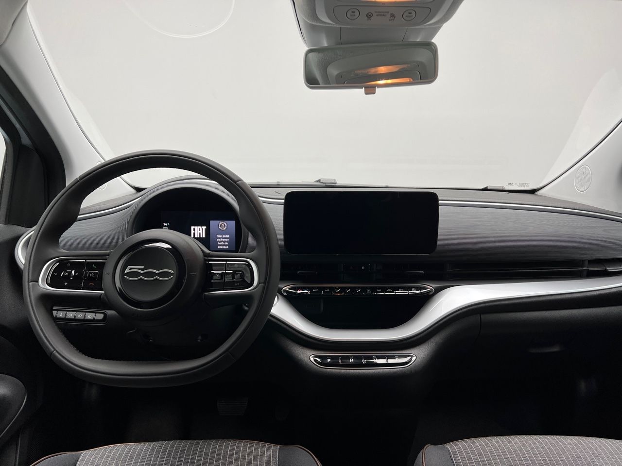 Fiat 500 BEV 42KWH ICON 118CV 3P - foto 13