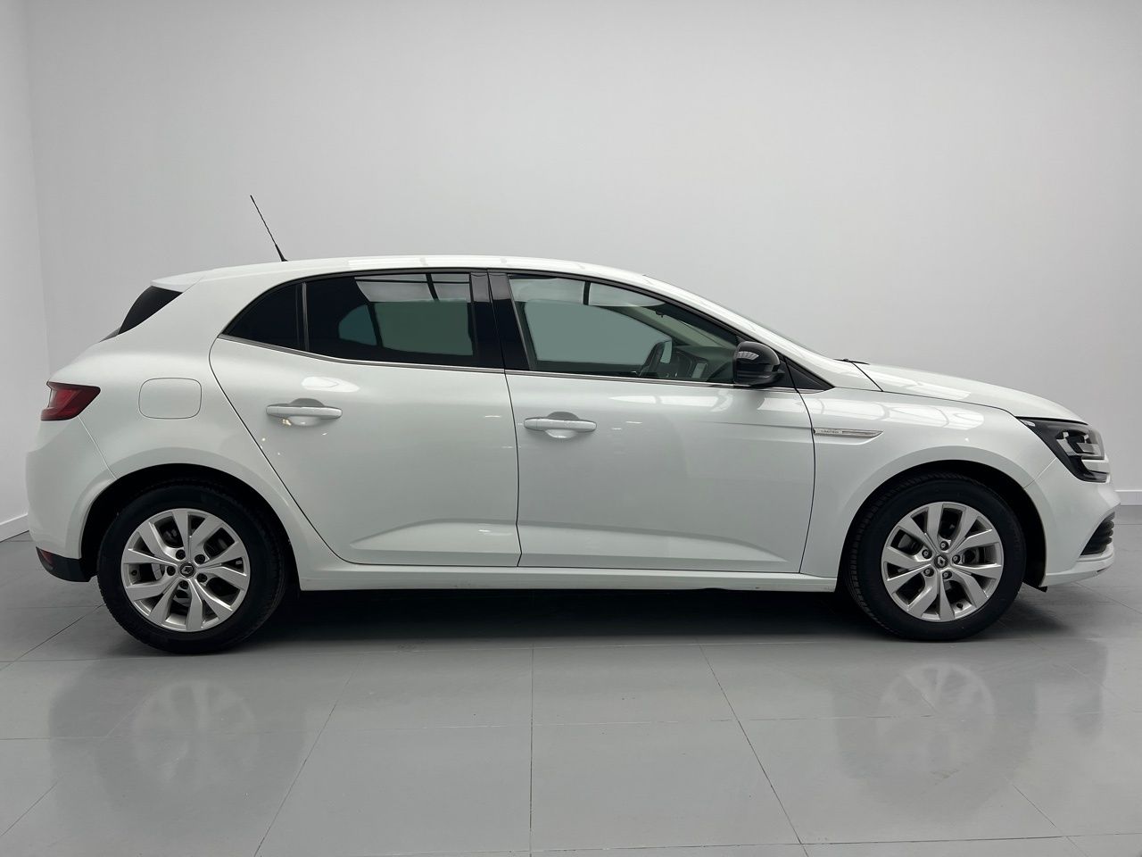renault megane 2020 / foto grande (3)