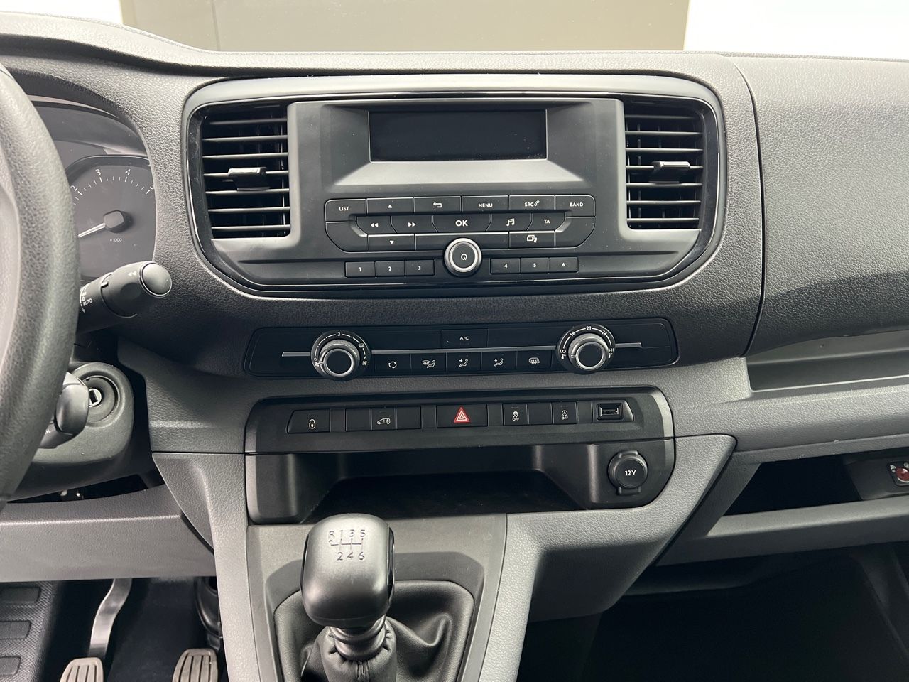 Opel Vivaro 1.5 DIESEL LWB M STD EXPRESS 120CV 4P - foto 19