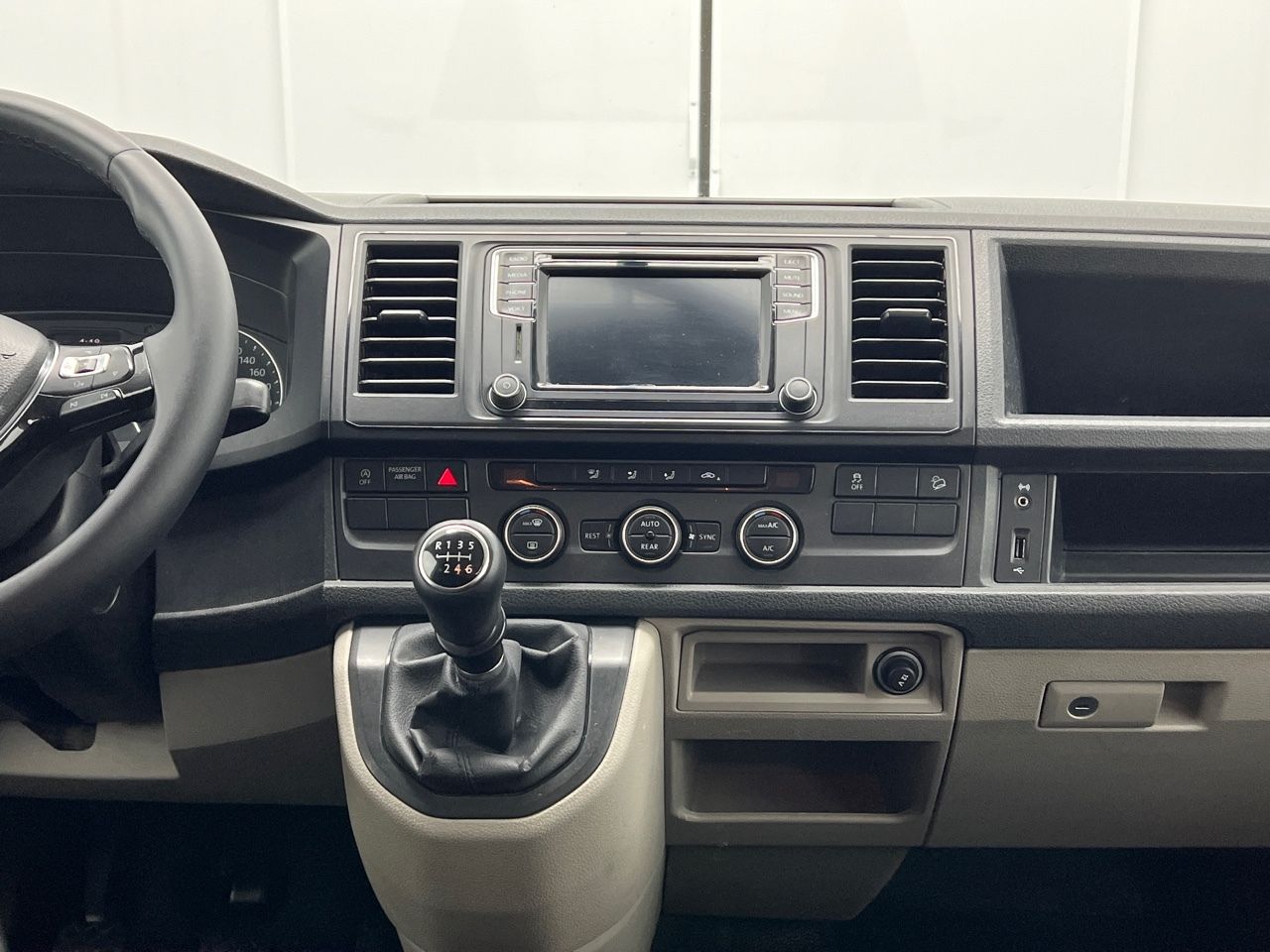 Volkswagen Caravelle 2.0 TDI BMT LWB TRENDLINE 4WD 150CV 4P  - foto 18