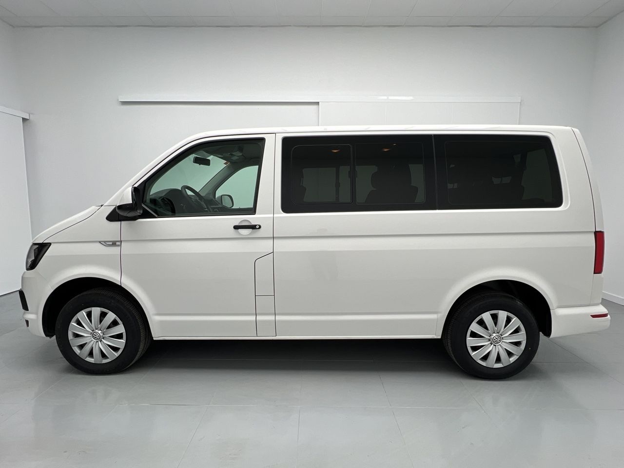 Volkswagen Caravelle 2.0 TDI BMT LWB TRENDLINE 4WD 150CV 4P  - foto 4