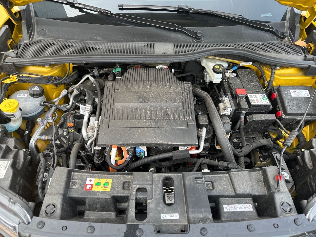 Jeep Avenger BEV SUMMIT 156CV 5P - foto 27