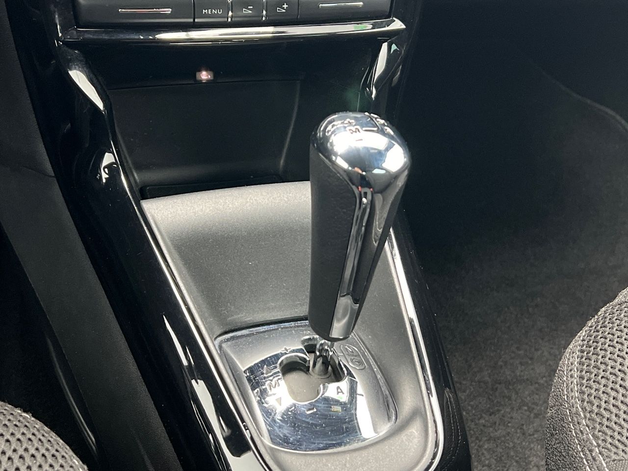 DS DS 3 1.2 PURETECH DESIRE 82CV 3P - foto 19