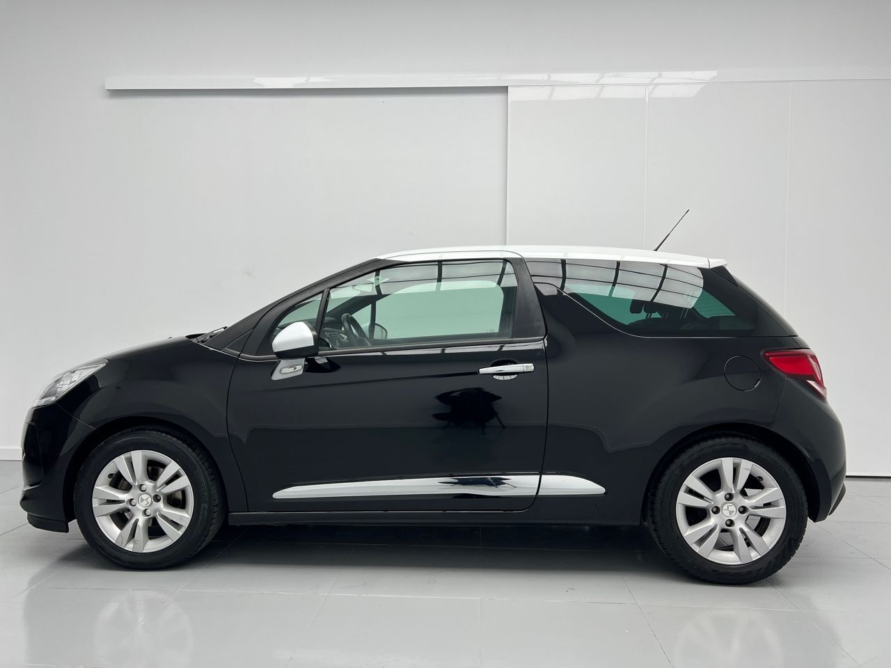 DS DS 3 1.2 PURETECH DESIRE 82CV 3P - foto 4