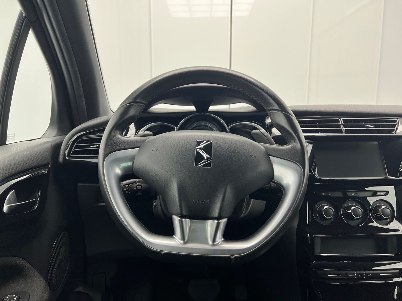 DS DS 3 1.2 PURETECH DESIRE 82CV 3P - foto 14