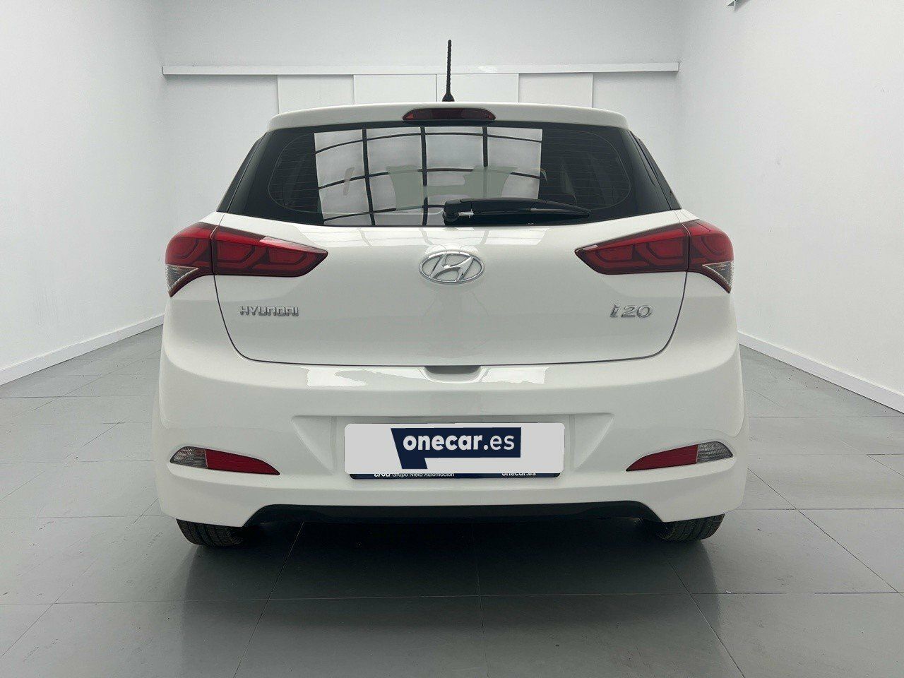 Hyundai i20 1.2 MPI FRESH 84CV 5P - foto 7
