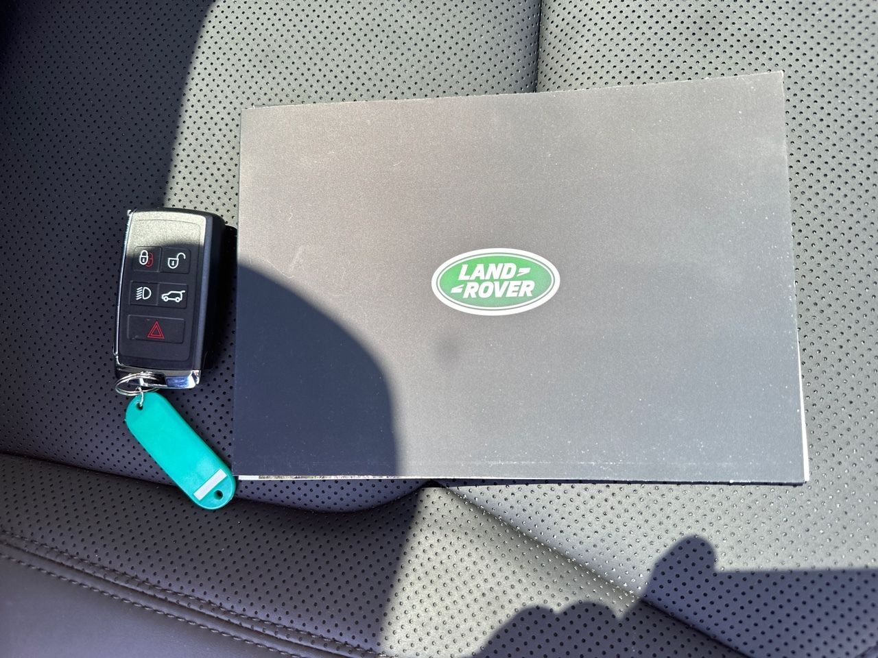 Land-Rover Defender PHEV 2.0 75TH LIMITED ED 110 AUTO 4WD 40 - foto 25