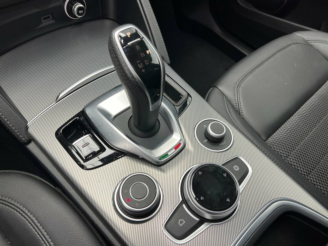 Alfa Romeo Stelvio 2.1 TD SPRINT AT8 Q4 190CV 5P - foto 20