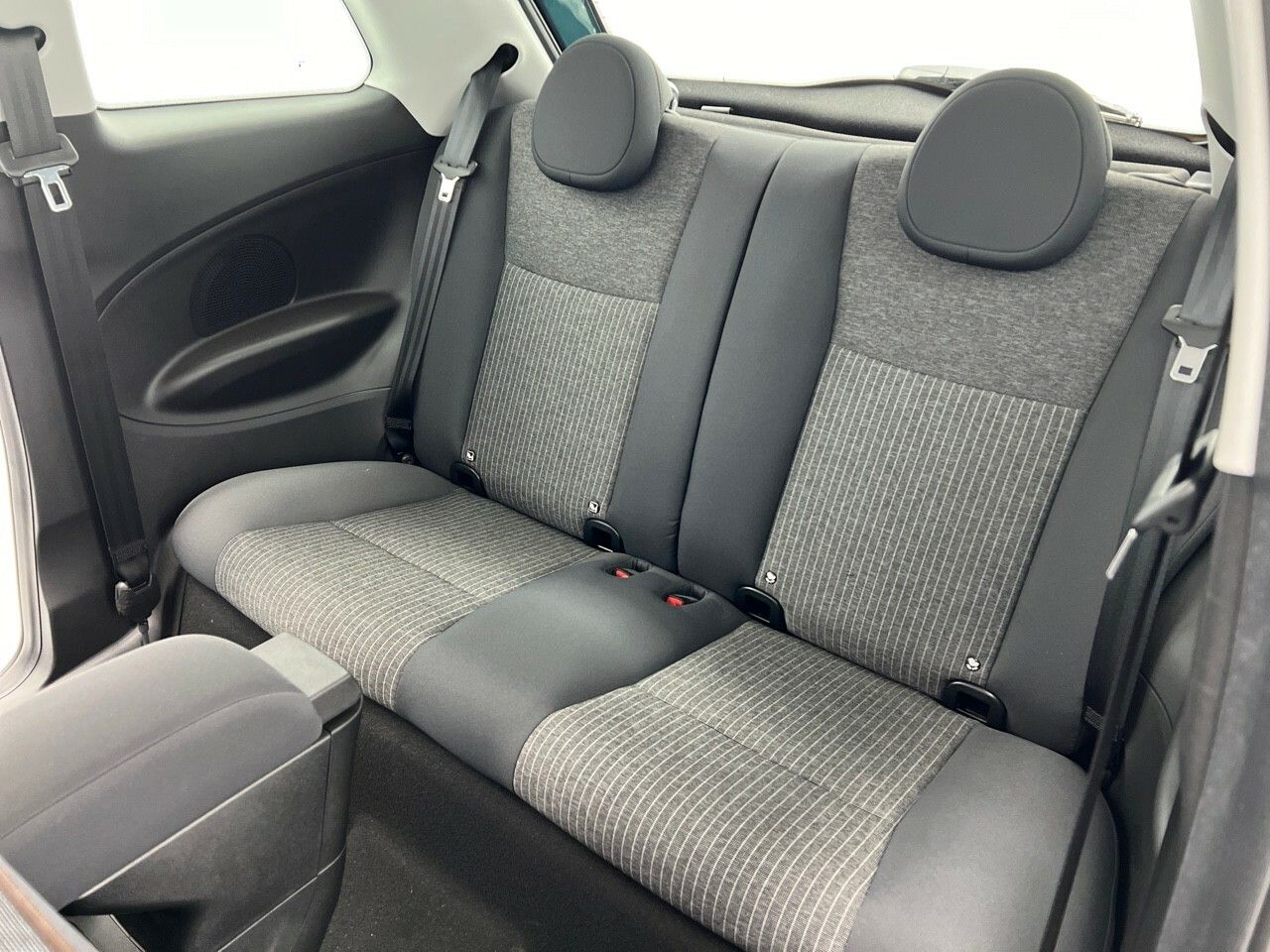 Fiat 500 BEV 42KWH ICON 118CV 3P - foto 24