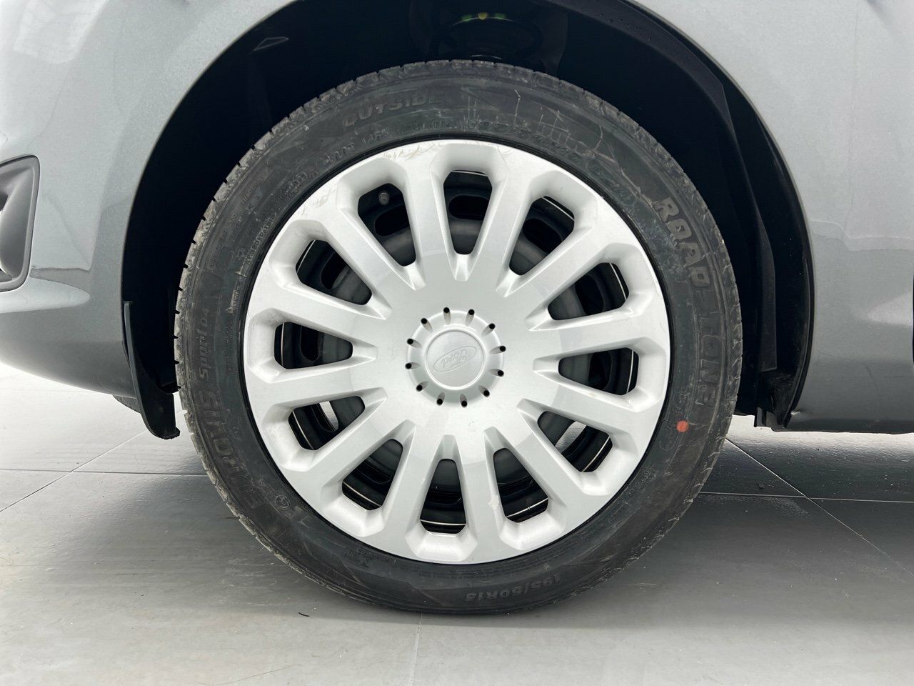 Ford Fiesta 1.25 TREND 82CV 5P - foto 11