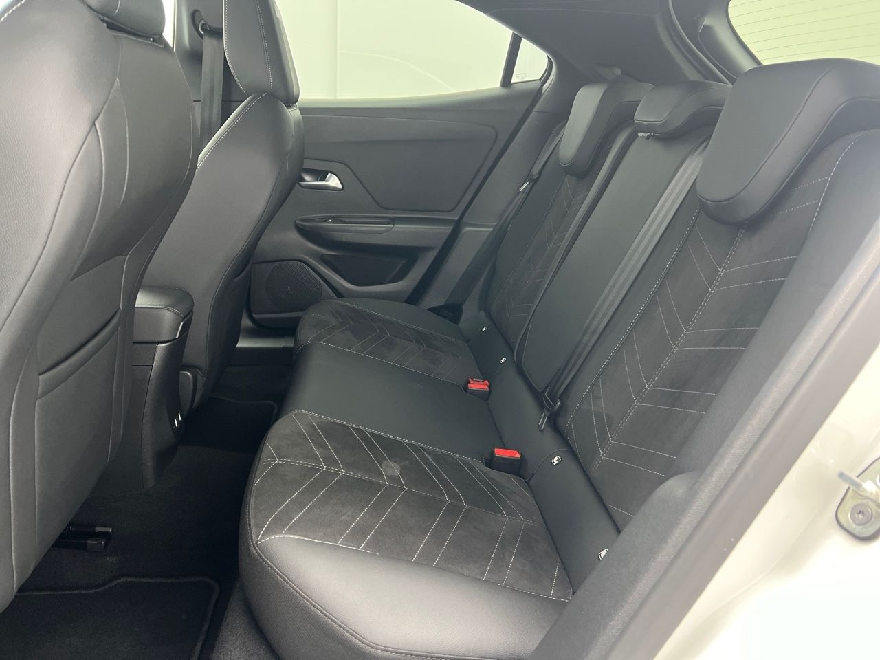 Opel Mokka 1.2 T ULTIMATE AUTO 130CV 5P - foto 25