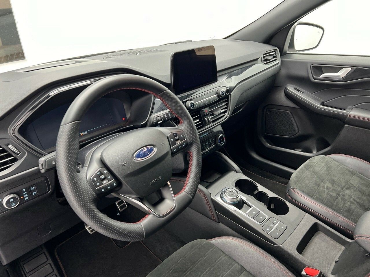 Ford Kuga PHEV 2.5 DURATEC ST-LINE X AUTO 225CV 5P - foto 24