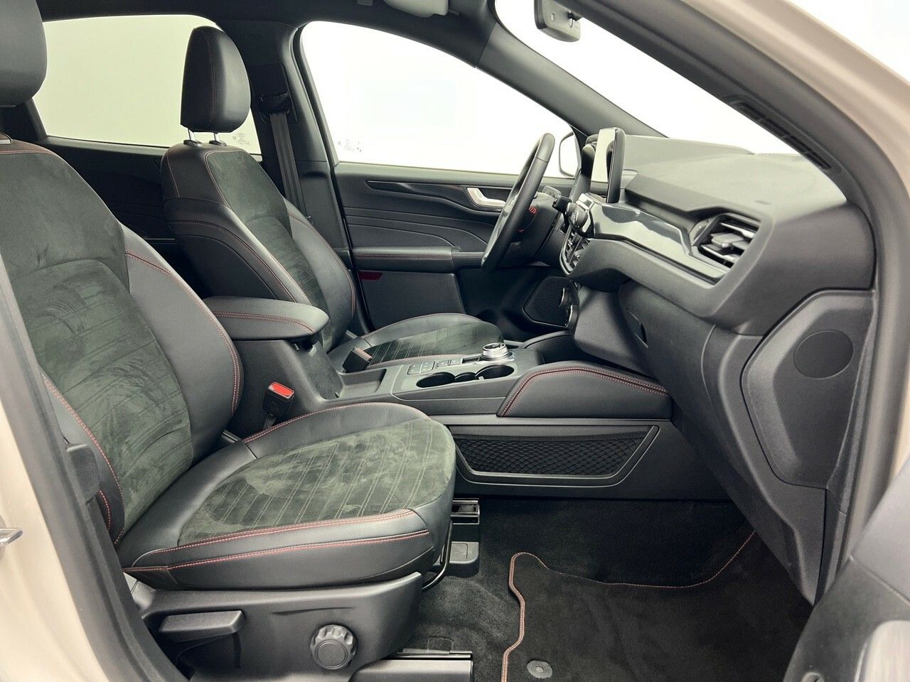 Ford Kuga PHEV 2.5 DURATEC ST-LINE X AUTO 225CV 5P - foto 23