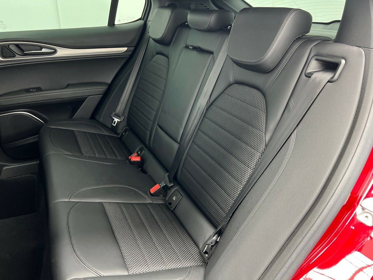 Alfa Romeo Stelvio 2.1 TD SPRINT AT8 160CV 5P - foto 25