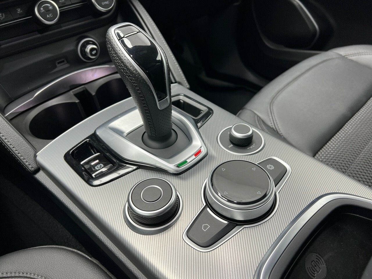 Alfa Romeo Stelvio 2.1 TD SPRINT AT8 160CV 5P - foto 20