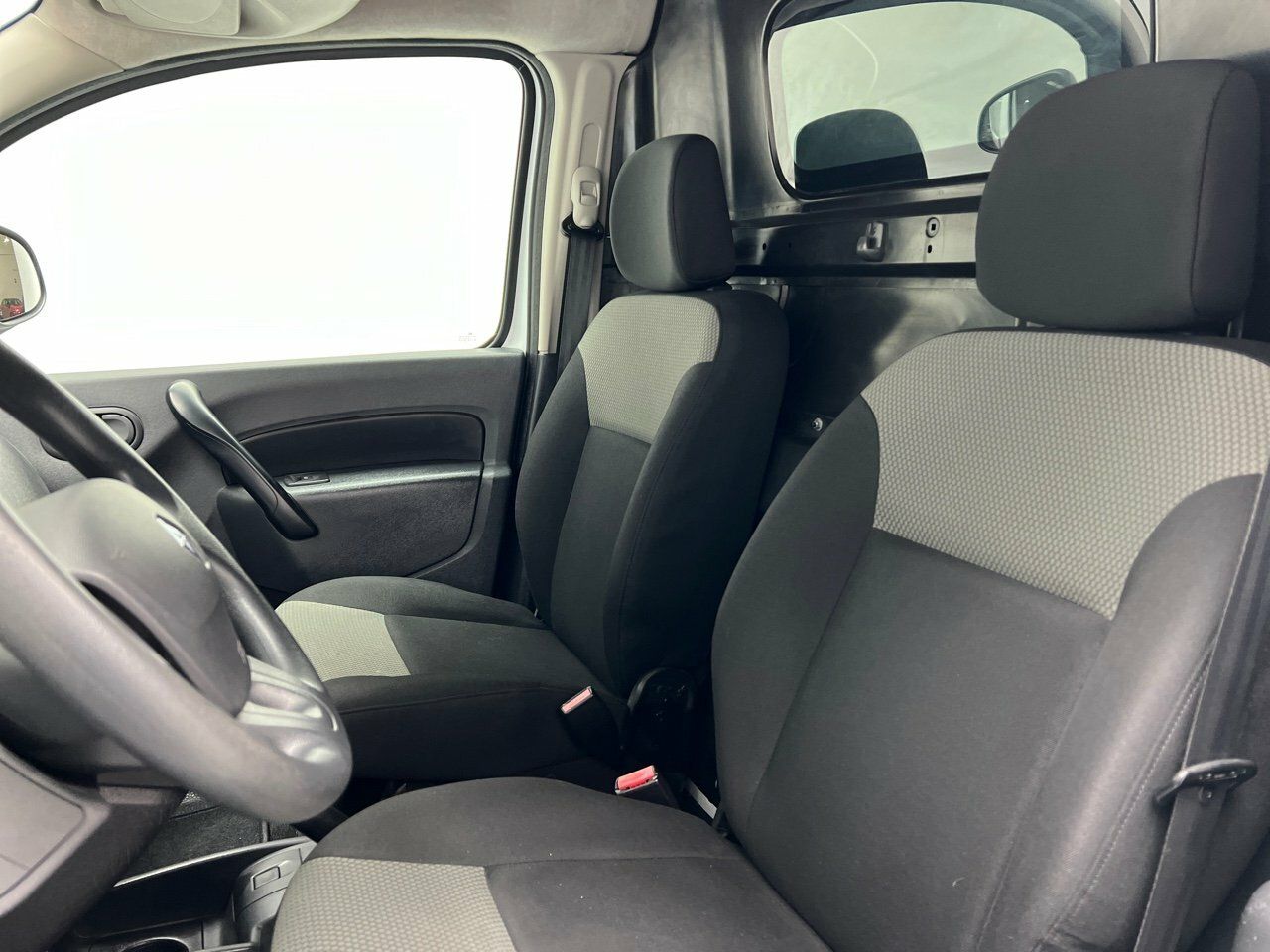 Renault Kangoo 1.5 DCI PROFESIONAL 75CV 3P - foto 23