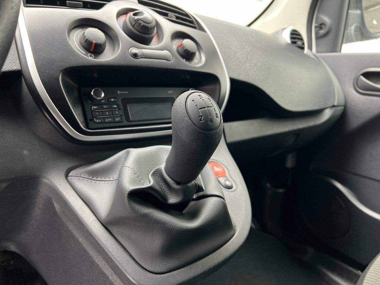 Renault Kangoo 1.5 DCI PROFESIONAL 75CV 3P - foto 19