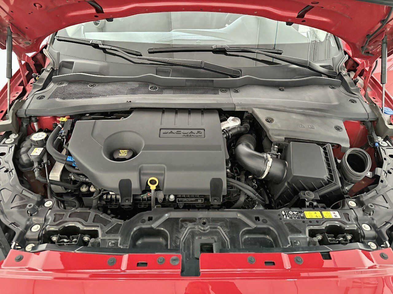 Jaguar E-Pace MHEV 2.0D S AUTO 163CV 5P - foto 26