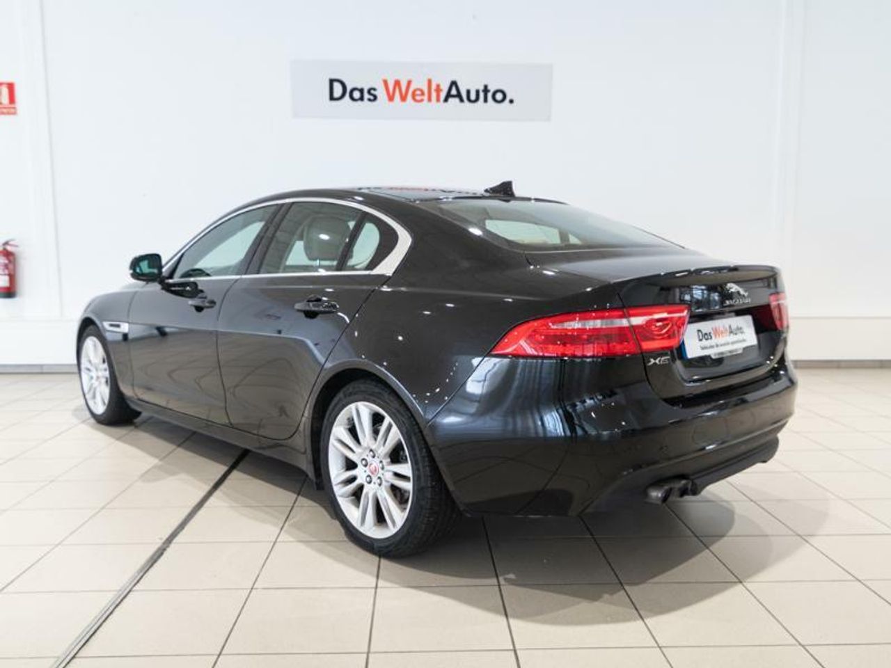 jaguar xe 2016 / foto grande (2)