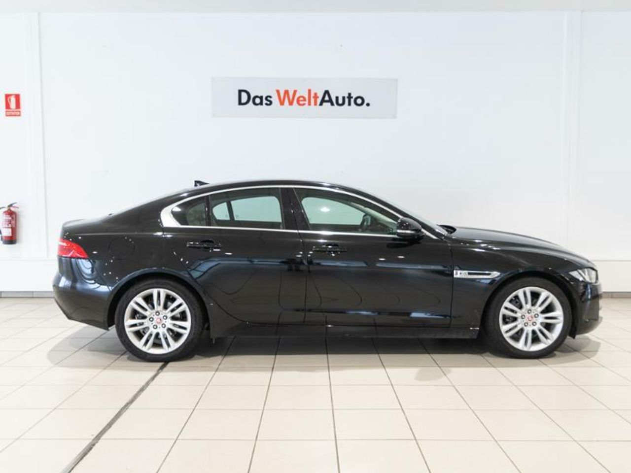 jaguar xe 2016 / foto grande (3)
