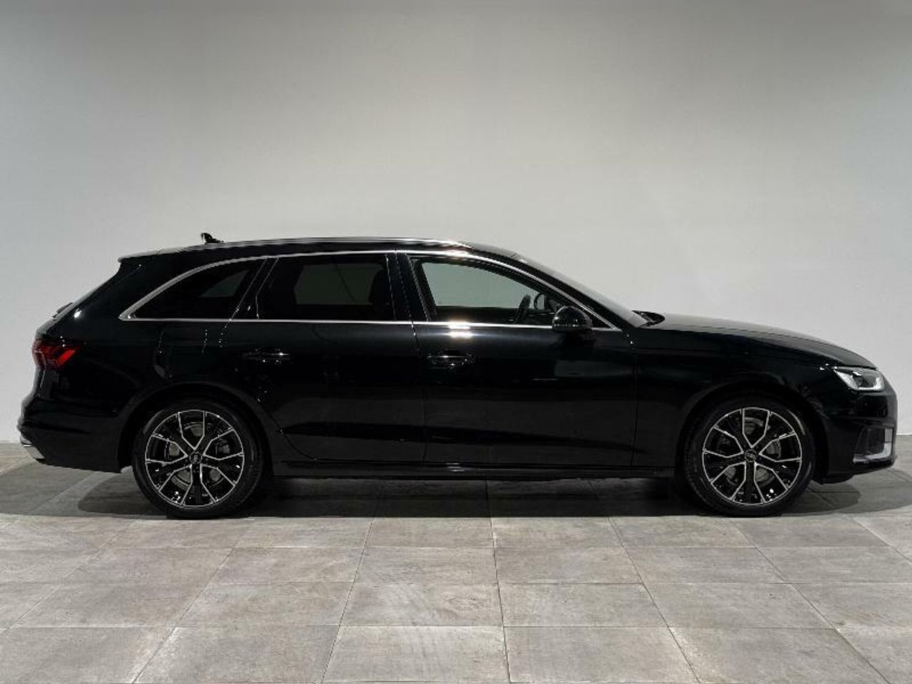 audi a4 2022 / foto grande (3)