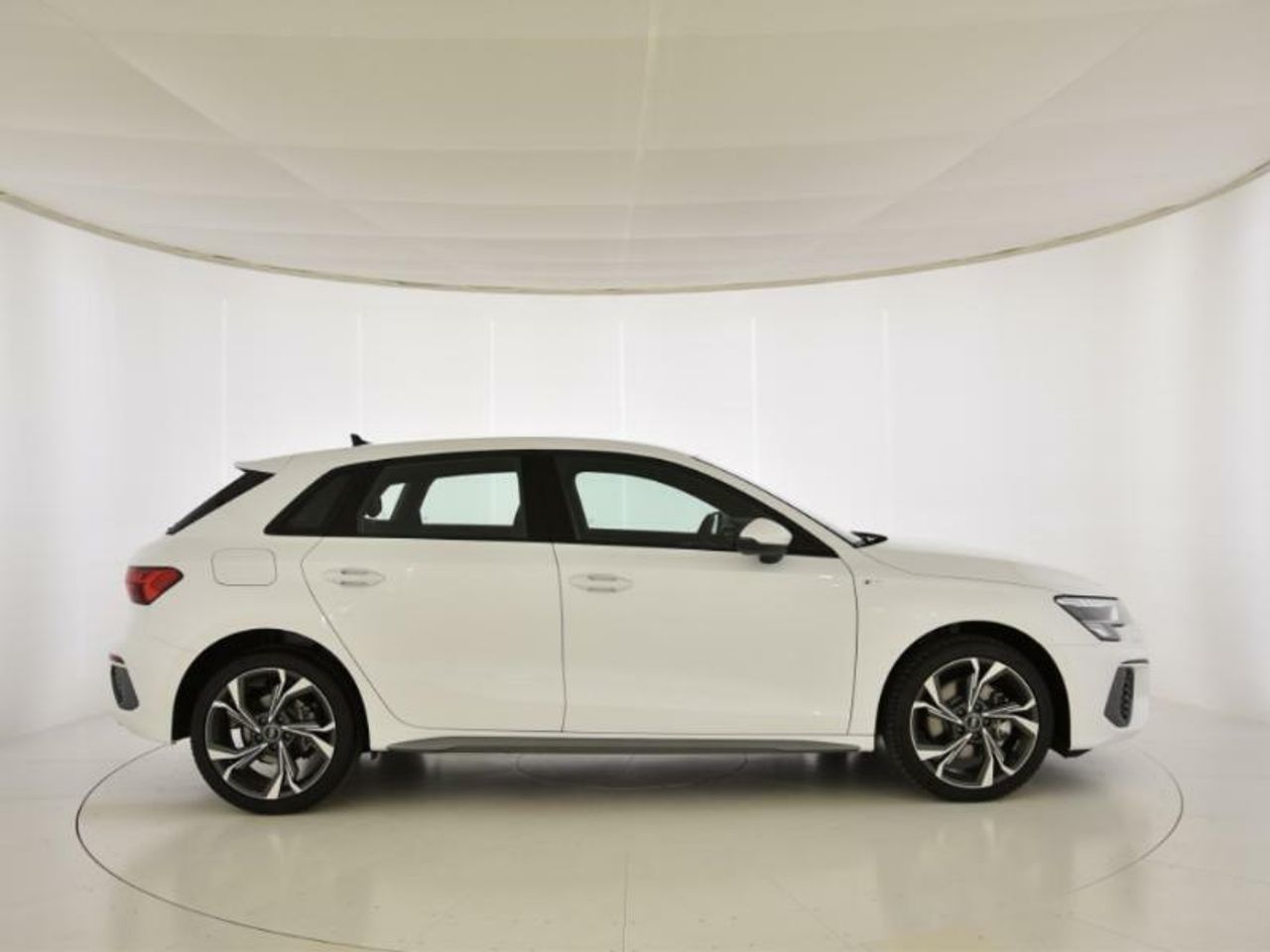 audi a3 2024 / foto grande (3)