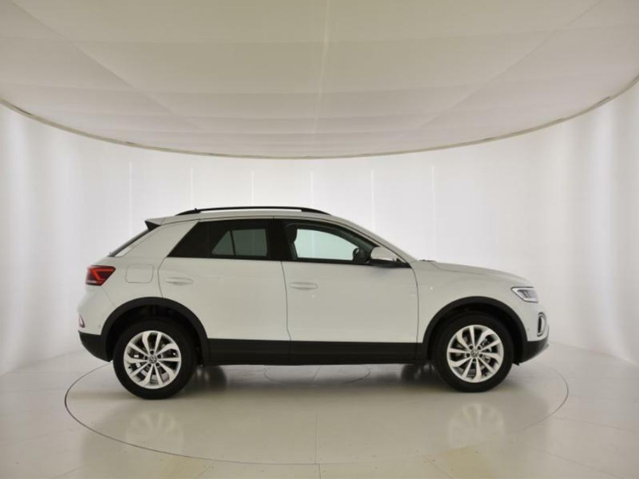 volkswagen t-roc 2024 / foto grande (3)