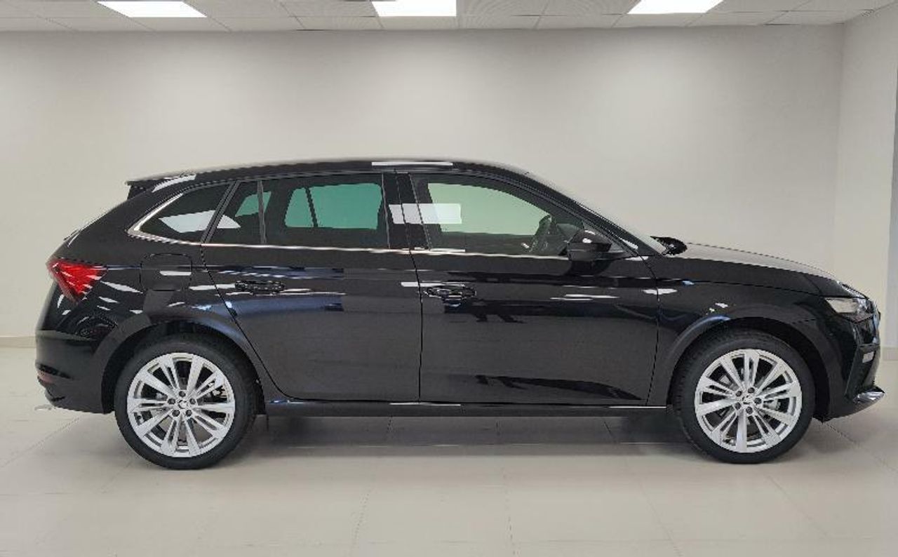 skoda scala 2024 / foto grande (3)